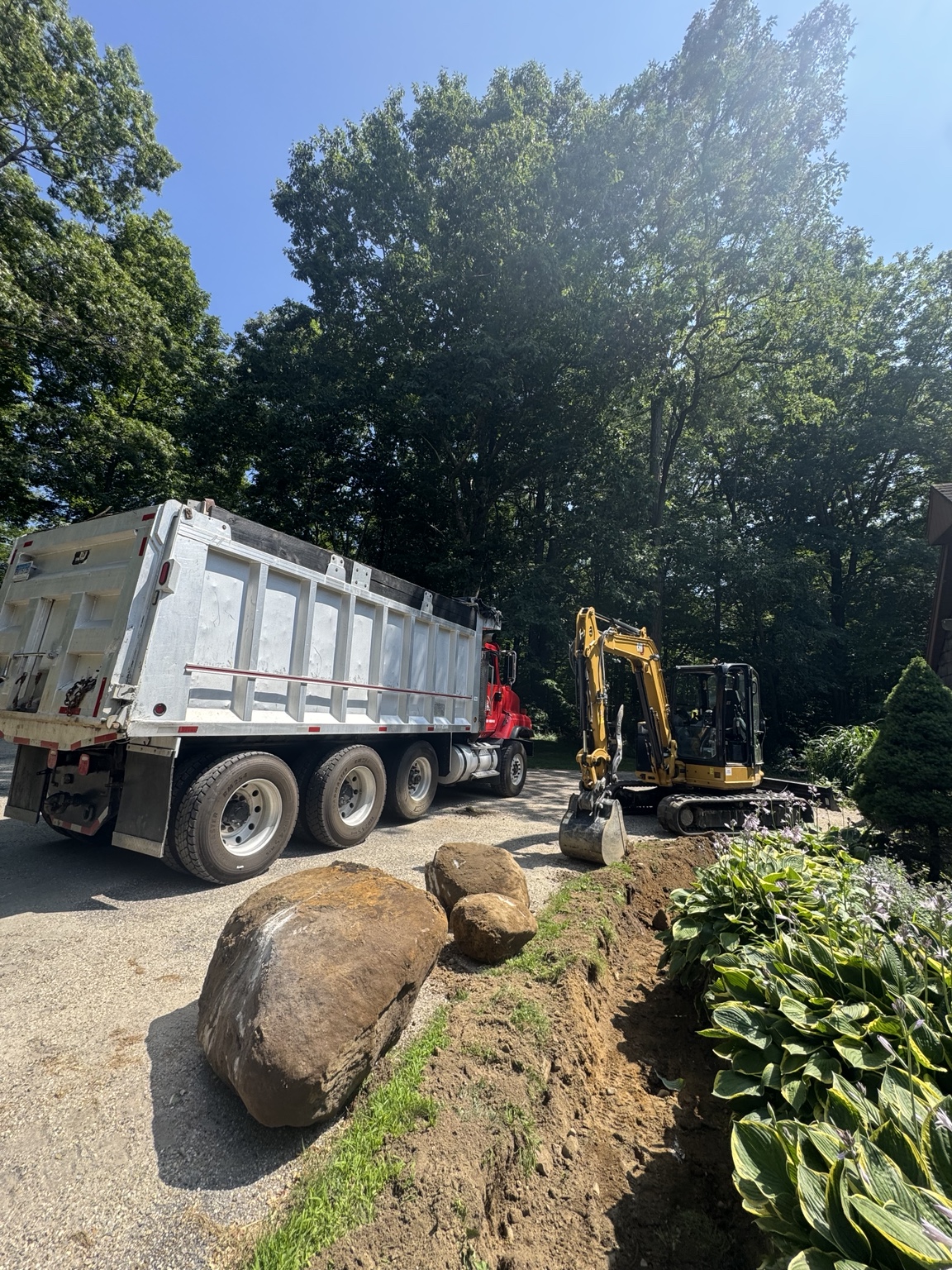 Excavation equipment